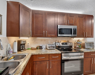 10173 Mangrove Drive - Photo Thumbnail 13
