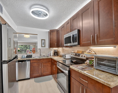 10173 Mangrove Drive - Photo Thumbnail 11