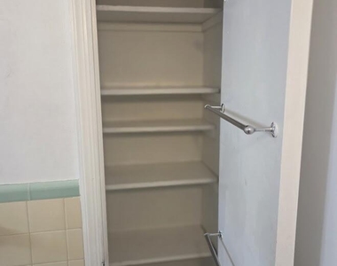 1152 Bayview Drive - Photo Thumbnail 5