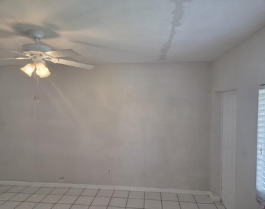 1152 Bayview Drive - Photo Thumbnail 21