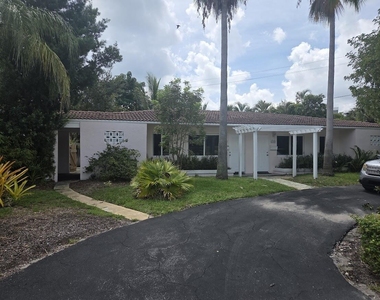 1152 Bayview Drive - Photo Thumbnail 47