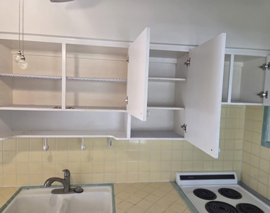 1152 Bayview Drive - Photo Thumbnail 35