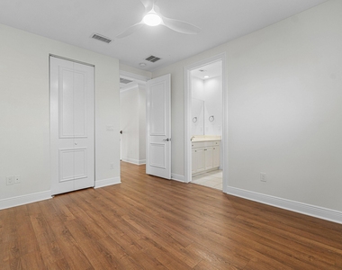 6641 Conch Court - Photo Thumbnail 36