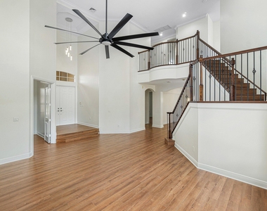6641 Conch Court - Photo Thumbnail 6