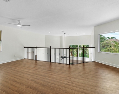 6641 Conch Court - Photo Thumbnail 33