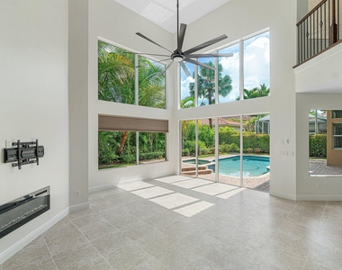 6641 Conch Court - Photo Thumbnail 15