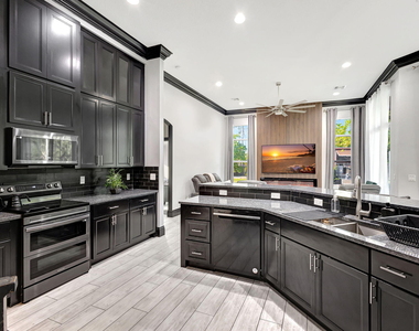 13803 Citrus Grove Boulevard - Photo Thumbnail 8