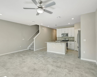 5694 Se Edgewater Circle - Photo Thumbnail 14