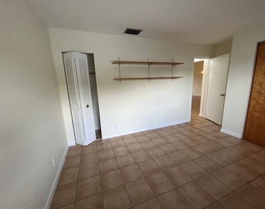 3011 Se Aster Lane - Photo Thumbnail 5