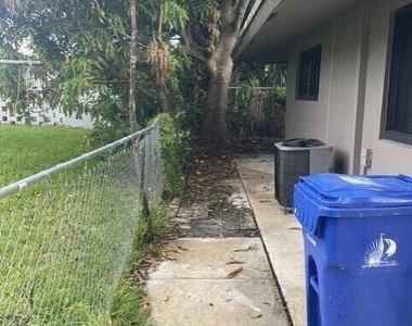 2200 Nw 22nd Street - Photo Thumbnail 1