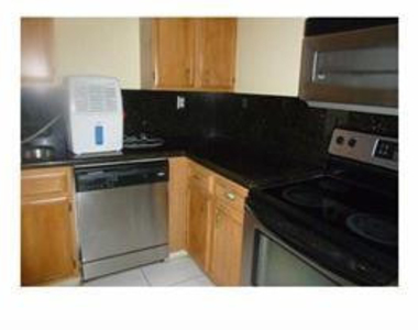 838 Crystal Lake Drive - Photo Thumbnail 3