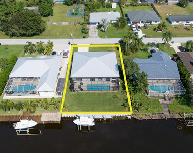 314 Ne Surfside Avenue - Photo Thumbnail 43