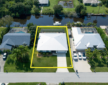 314 Ne Surfside Avenue - Photo Thumbnail 44