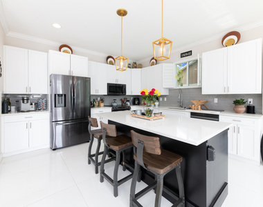 314 Ne Surfside Avenue - Photo Thumbnail 12