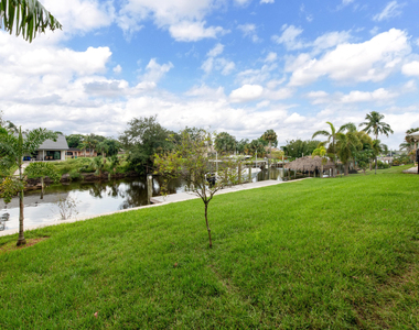314 Ne Surfside Avenue - Photo Thumbnail 37