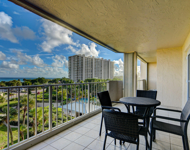 4301 N Ocean Boulevard - Photo Thumbnail 7