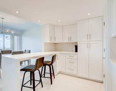 4301 N Ocean Boulevard - Photo Thumbnail 13