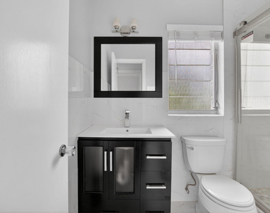 426 Ne 7th Avenue - Photo Thumbnail 20