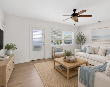 426 Ne 7th Avenue - Photo Thumbnail 7