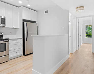 6446 Chasewood Drive - Photo Thumbnail 8