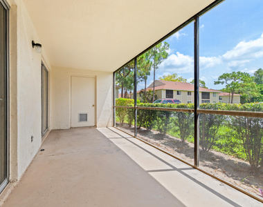 6446 Chasewood Drive - Photo Thumbnail 18