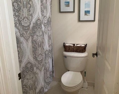 1136 Vintner Boulevard - Photo Thumbnail 19