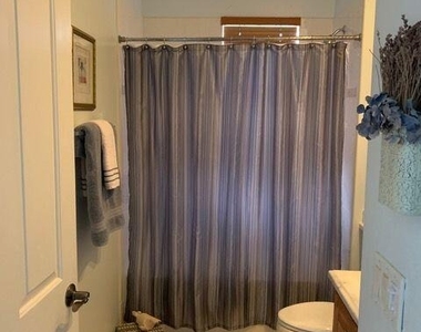 1136 Vintner Boulevard - Photo Thumbnail 18