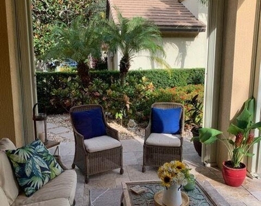 1136 Vintner Boulevard - Photo Thumbnail 22