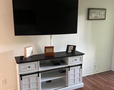 14849 Cumberland Drive - Photo Thumbnail 10