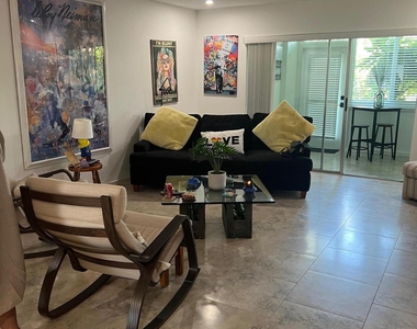 14849 Cumberland Drive - Photo Thumbnail 3