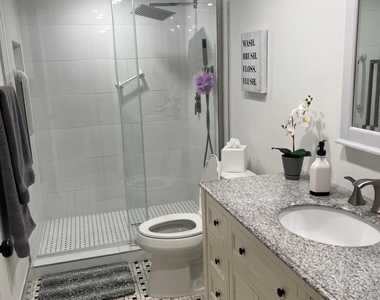 14849 Cumberland Drive - Photo Thumbnail 7