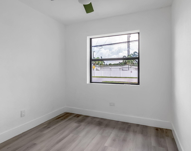 5015 Sw 25th Street - Photo Thumbnail 26