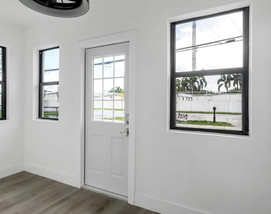5015 Sw 25th Street - Photo Thumbnail 18