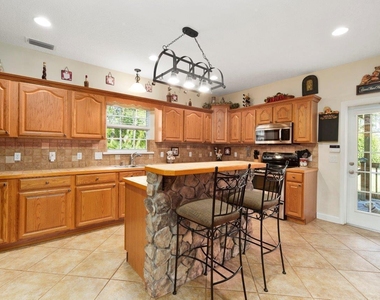 405 Se Salerno Road - Photo Thumbnail 6