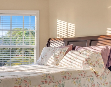 7200 Nw 51st Terrace Nw - Photo Thumbnail 14