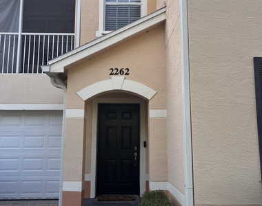 2622 57th Circle - Photo Thumbnail 5