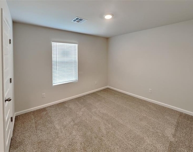 16209 Cherokee Trail - Photo Thumbnail 12