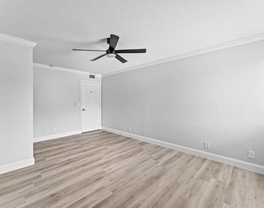 1866 Fairview Villas Drive - Photo Thumbnail 22