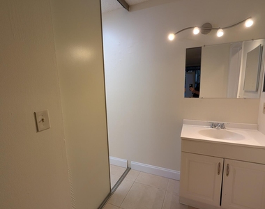 3830 Coral Tree Circle - Photo Thumbnail 9