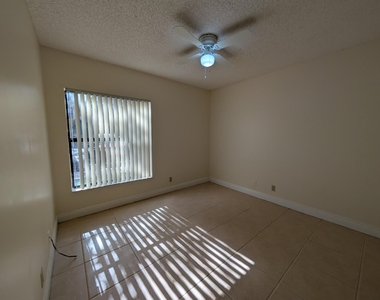 3830 Coral Tree Circle - Photo Thumbnail 16