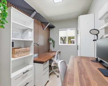2210 Ne 34th Court - Photo Thumbnail 28