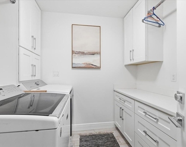2210 Ne 34th Court - Photo Thumbnail 31