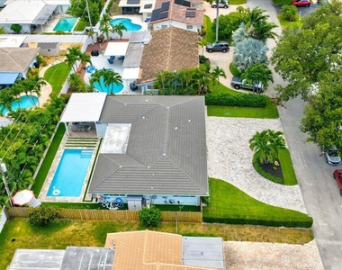 2210 Ne 34th Court - Photo Thumbnail 43