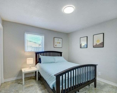 168 Se 31st Avenue - Photo Thumbnail 21