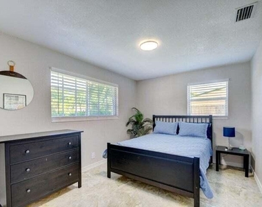 168 Se 31st Avenue - Photo Thumbnail 17