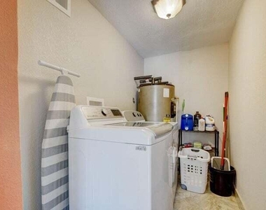 168 Se 31st Avenue - Photo Thumbnail 23