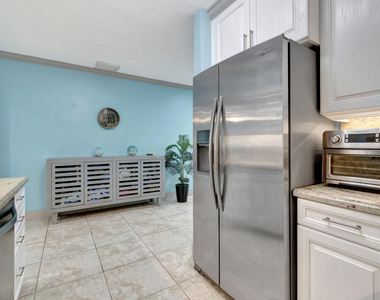310 Gulfstream Drive - Photo Thumbnail 14