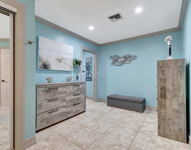 310 Gulfstream Drive - Photo Thumbnail 21