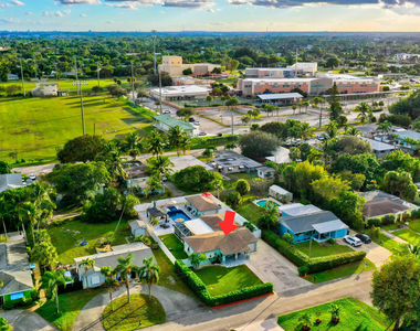 310 Gulfstream Drive - Photo Thumbnail 76
