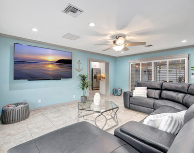 310 Gulfstream Drive - Photo Thumbnail 20